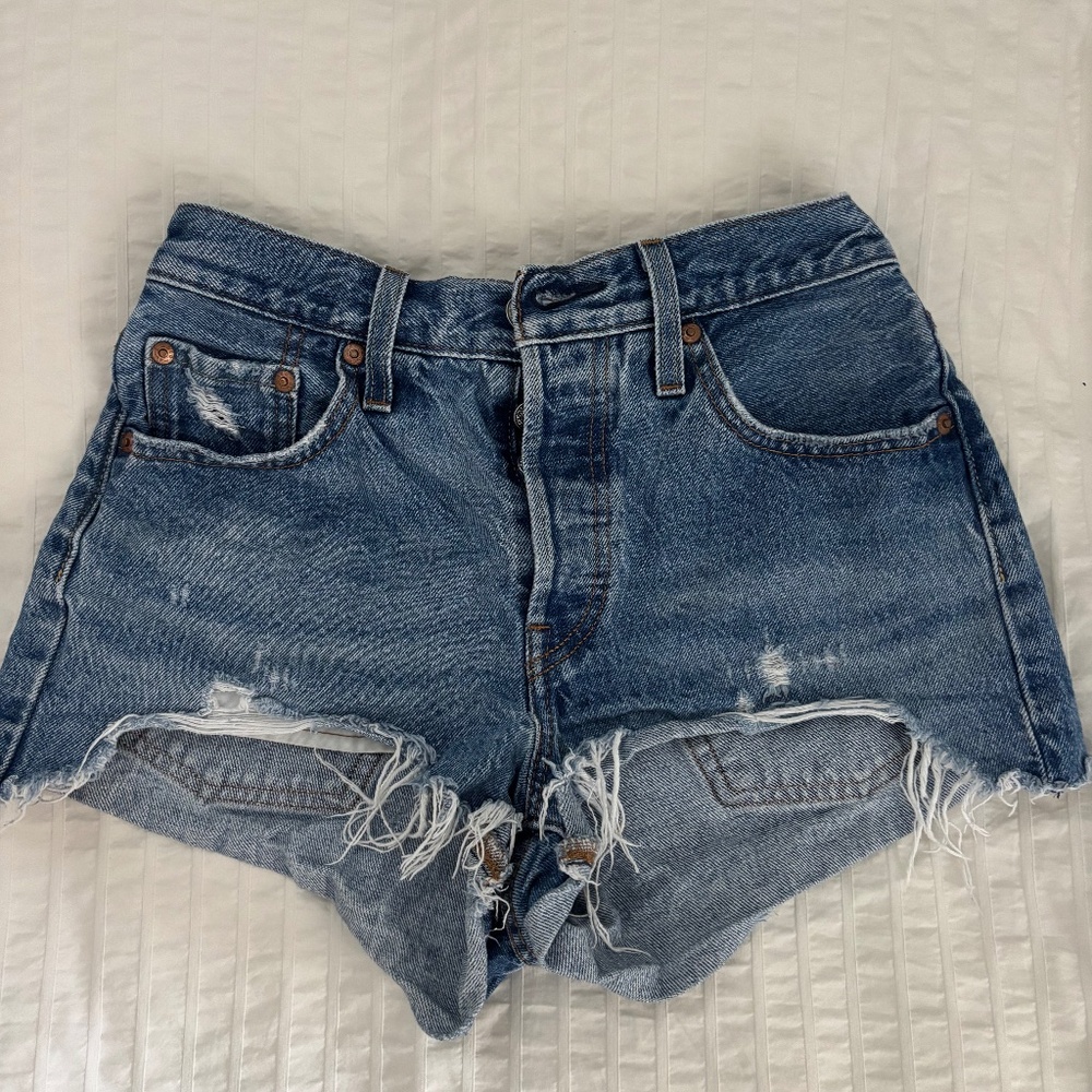 Levi's 501 Original Fit Denim Shorts Medium Wash